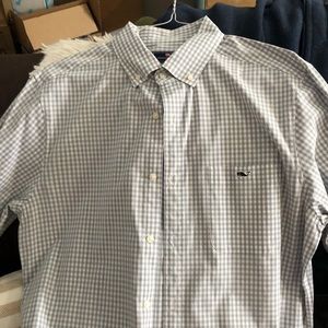 Mens vineyard vines button down. Excellent used condition